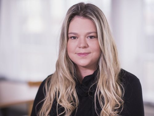 Porträt von Lisa Lunzer